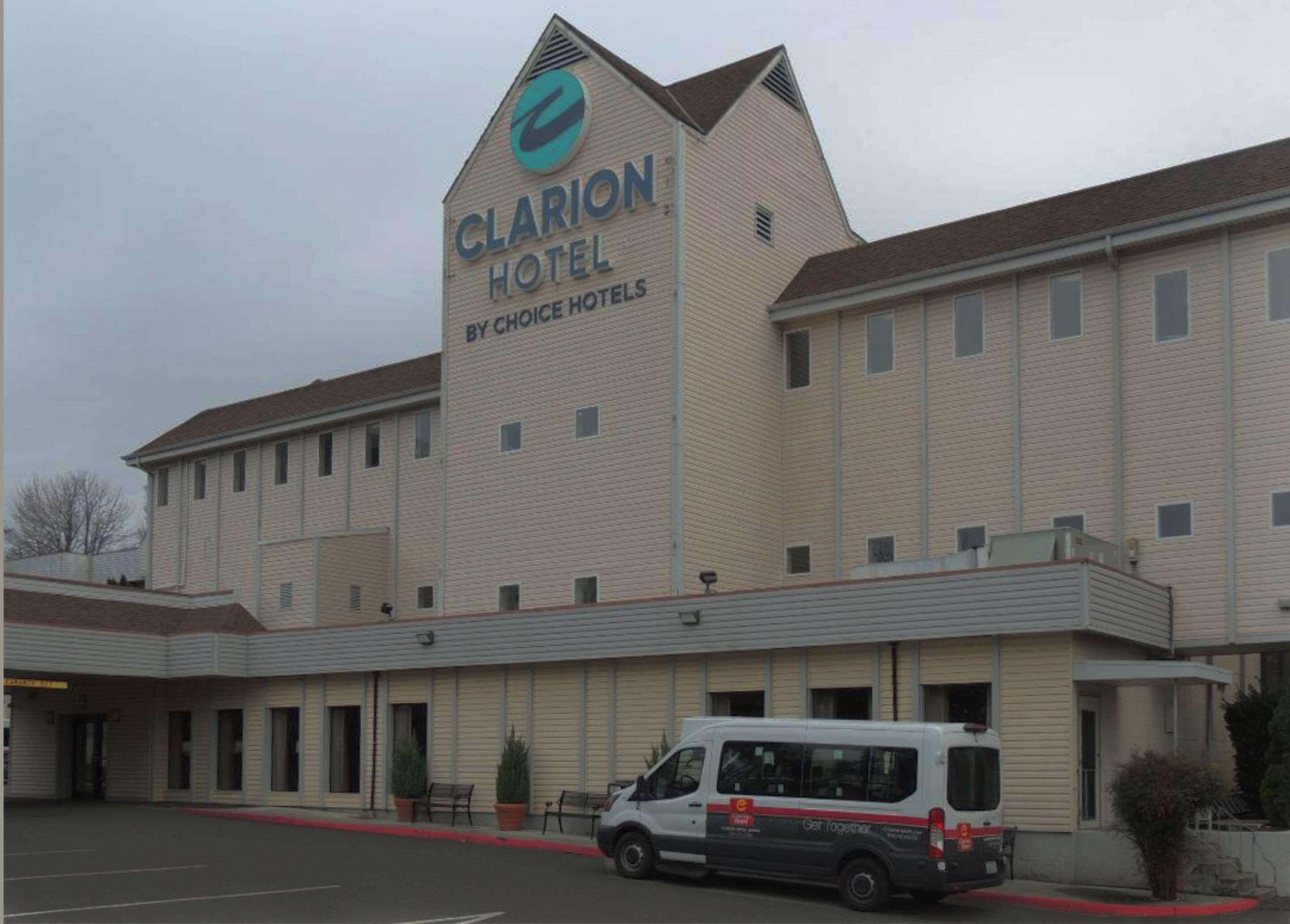 Clarion Hotel Seatac Esterno foto