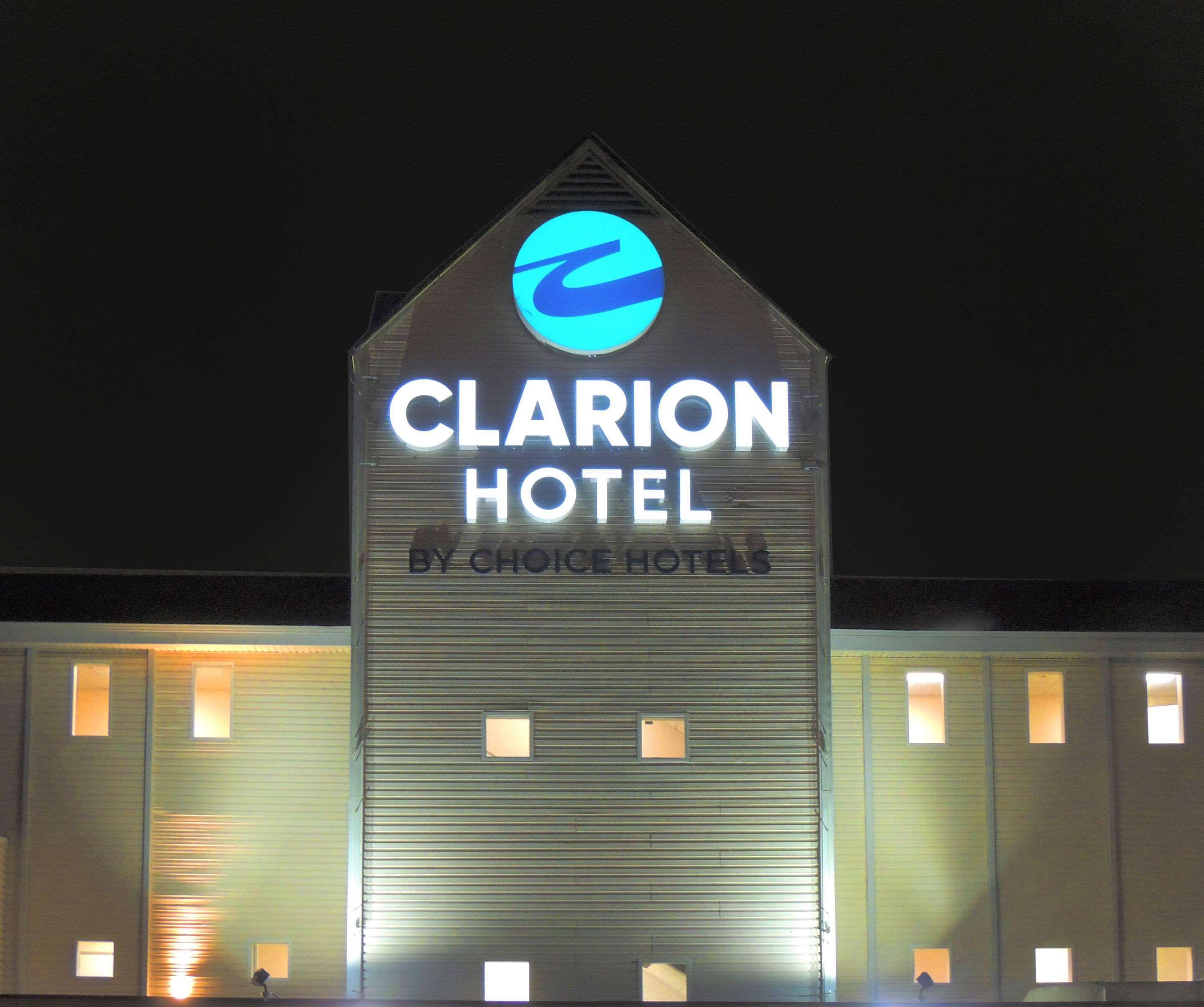 Clarion Hotel Seatac Esterno foto